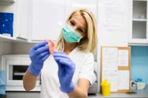 five questions to ask your dental lab - First Choice Dental Lab